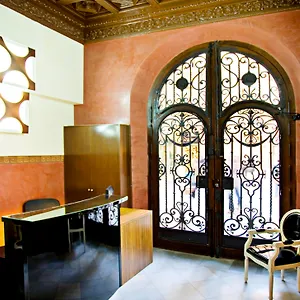 Mate Leo, 4*, Granada İspanya