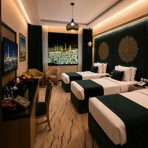 One Fully Renovated فندق